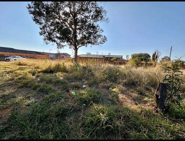 LAND FOR SALE IN CHANTELLE